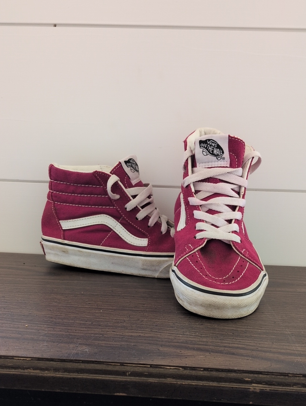 Vans Kids Size 3 High-Top Sneakers in Magenta and White